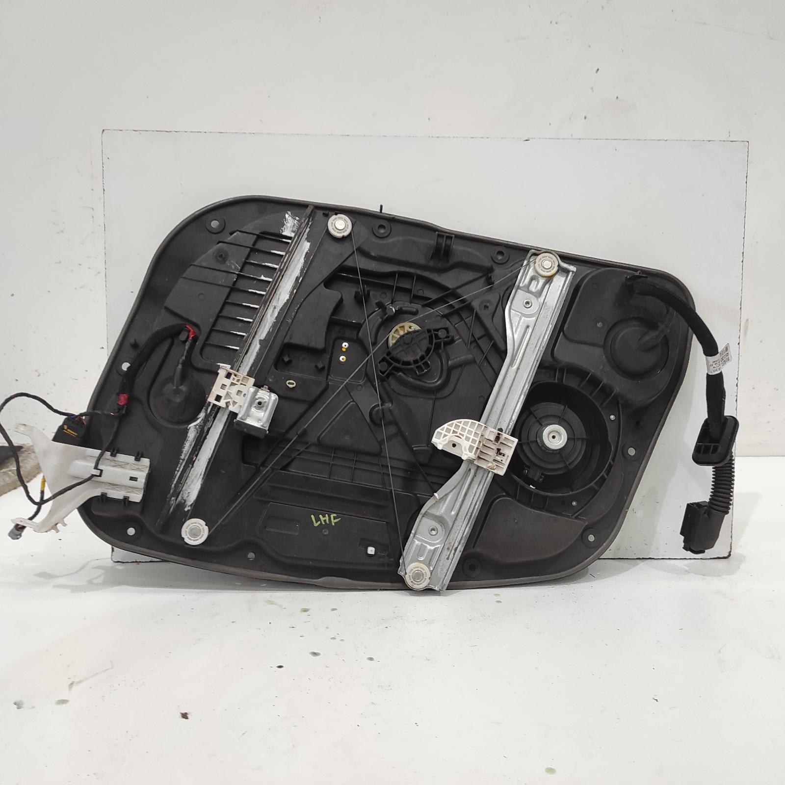 View Auto part Left Front Window Reg/Motor Hyundai I30 2015