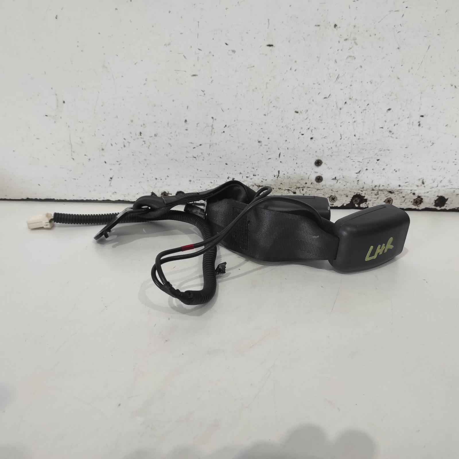 View Auto part Seatbelt/Stalk Kia Cerato 2014