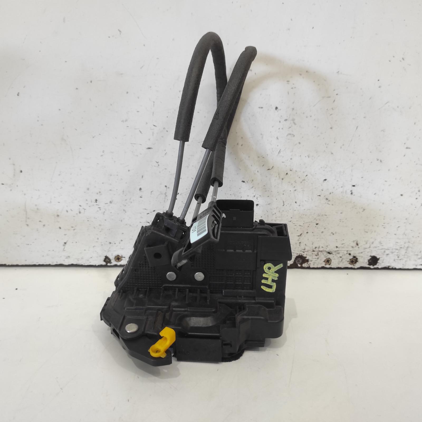 2014 Kia Cerato Door/Boot/Gate Lock View Auto part Door/Boot/Gate Lock Kia Cerato 2014