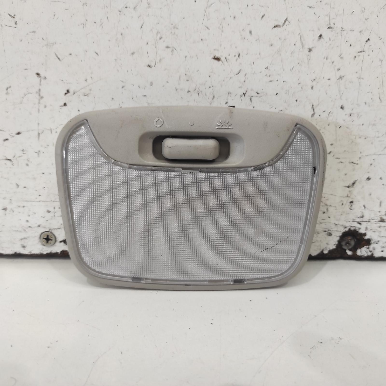View Auto part Courtesy Light Mitsubishi Pajero 2018