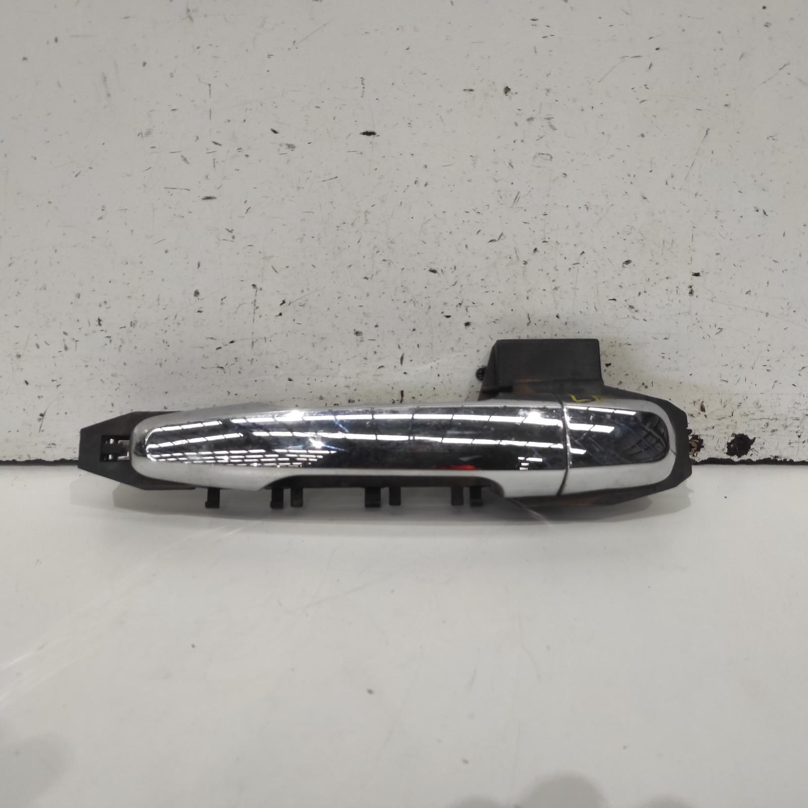 View Auto part Door Handle Mitsubishi Pajero 2018