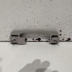 View Auto part Grab Handle Mitsubishi Pajero 2018