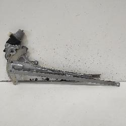 View Auto part Left Front Window Reg/Motor Mitsubishi Pajero 2018