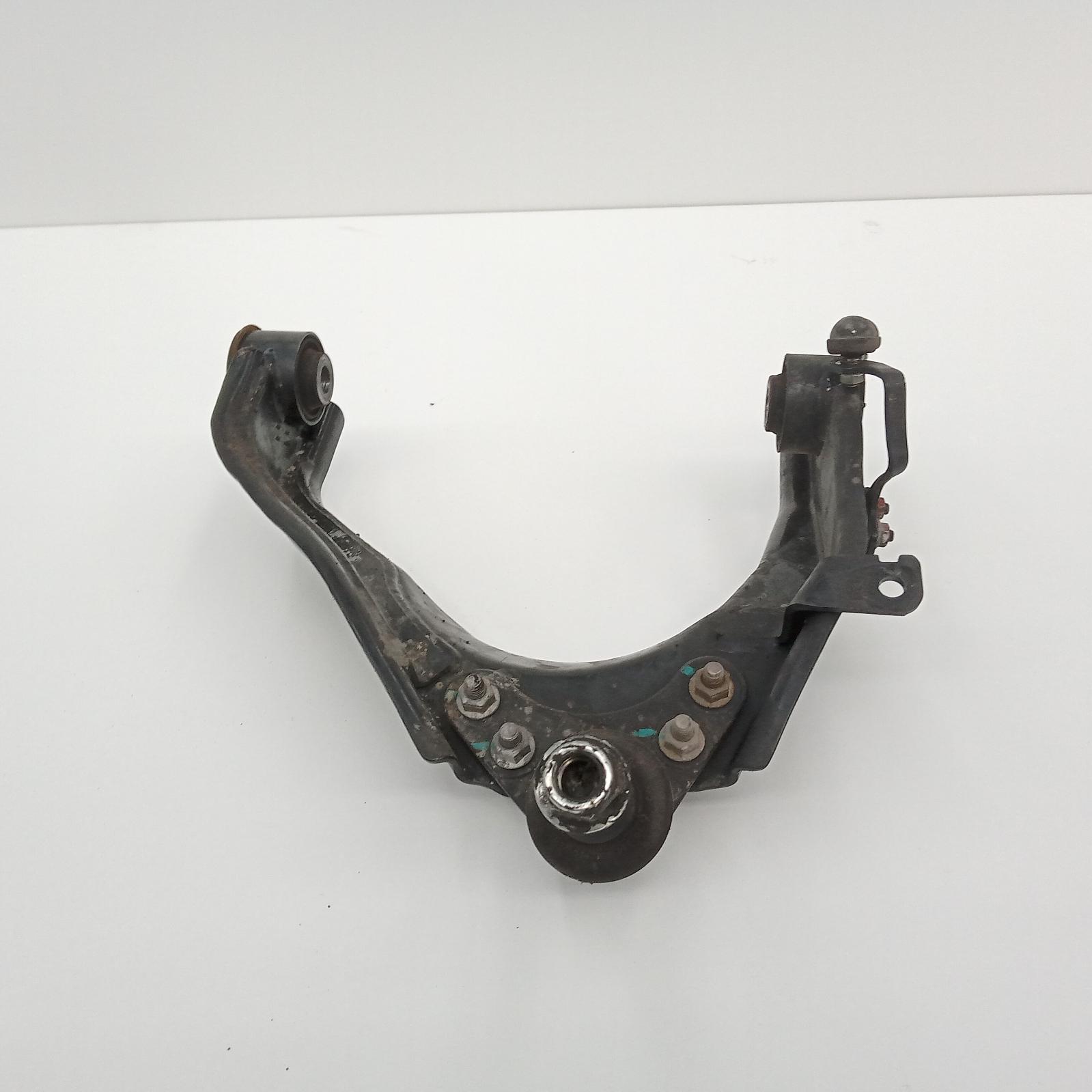 View Auto part Right Front Upper Control Arm Ldv D90 2019