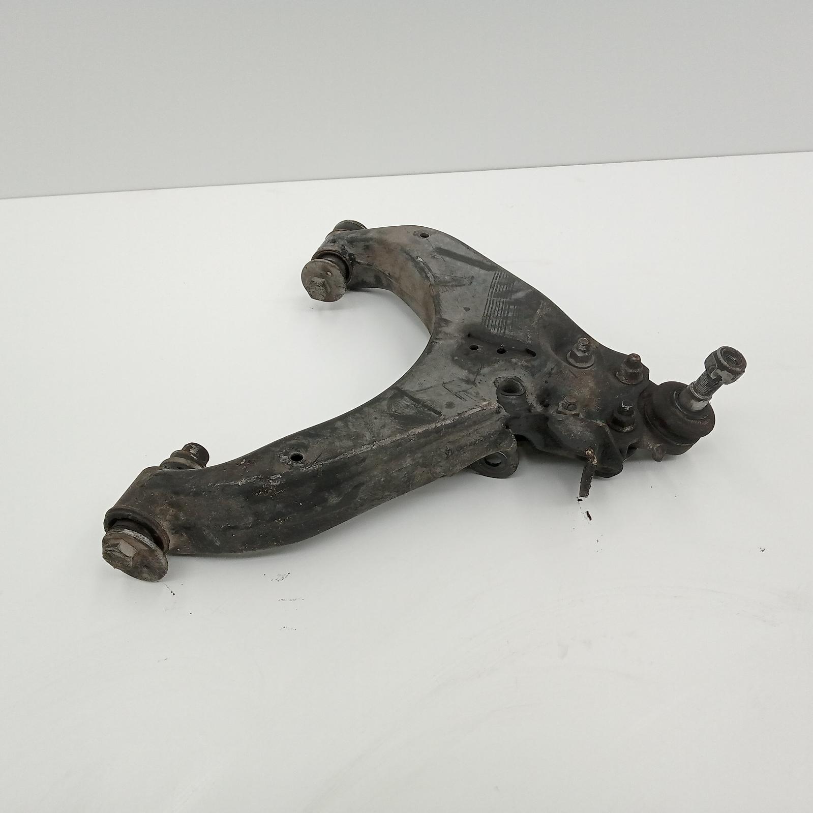 View Auto part Right Front Lower Control Arm Ldv D90 2019