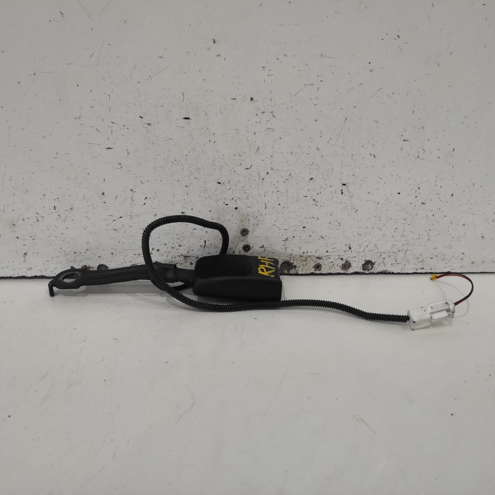 2012 Hyundai Santa Fe Seatbelt/Stalk View Auto part Seatbelt/Stalk Hyundai Santa Fe 2012