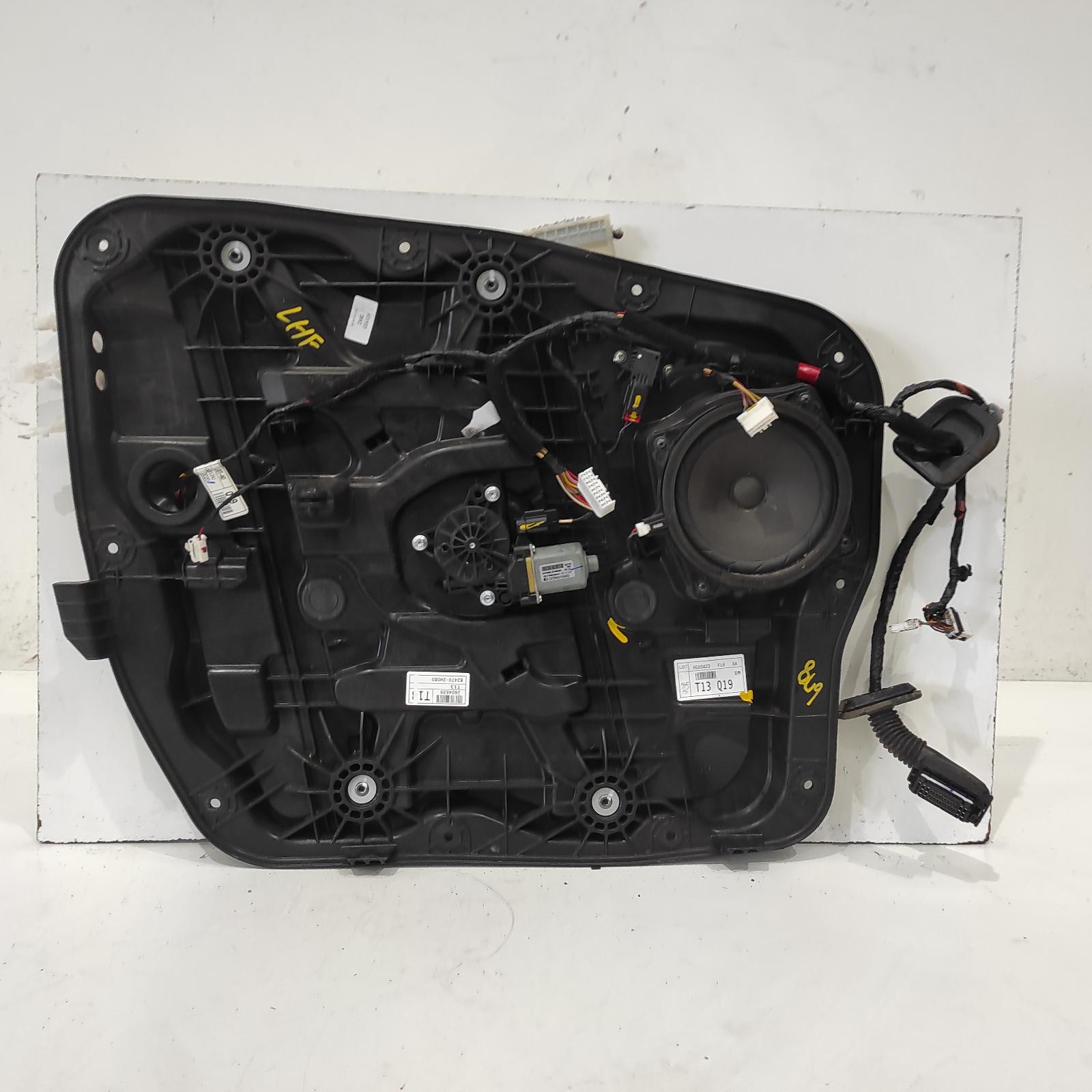 2012 Hyundai Santa Fe Left Front Window Reg/Motor View Auto part Left Front Window Reg/Motor Hyundai Santa Fe 2012