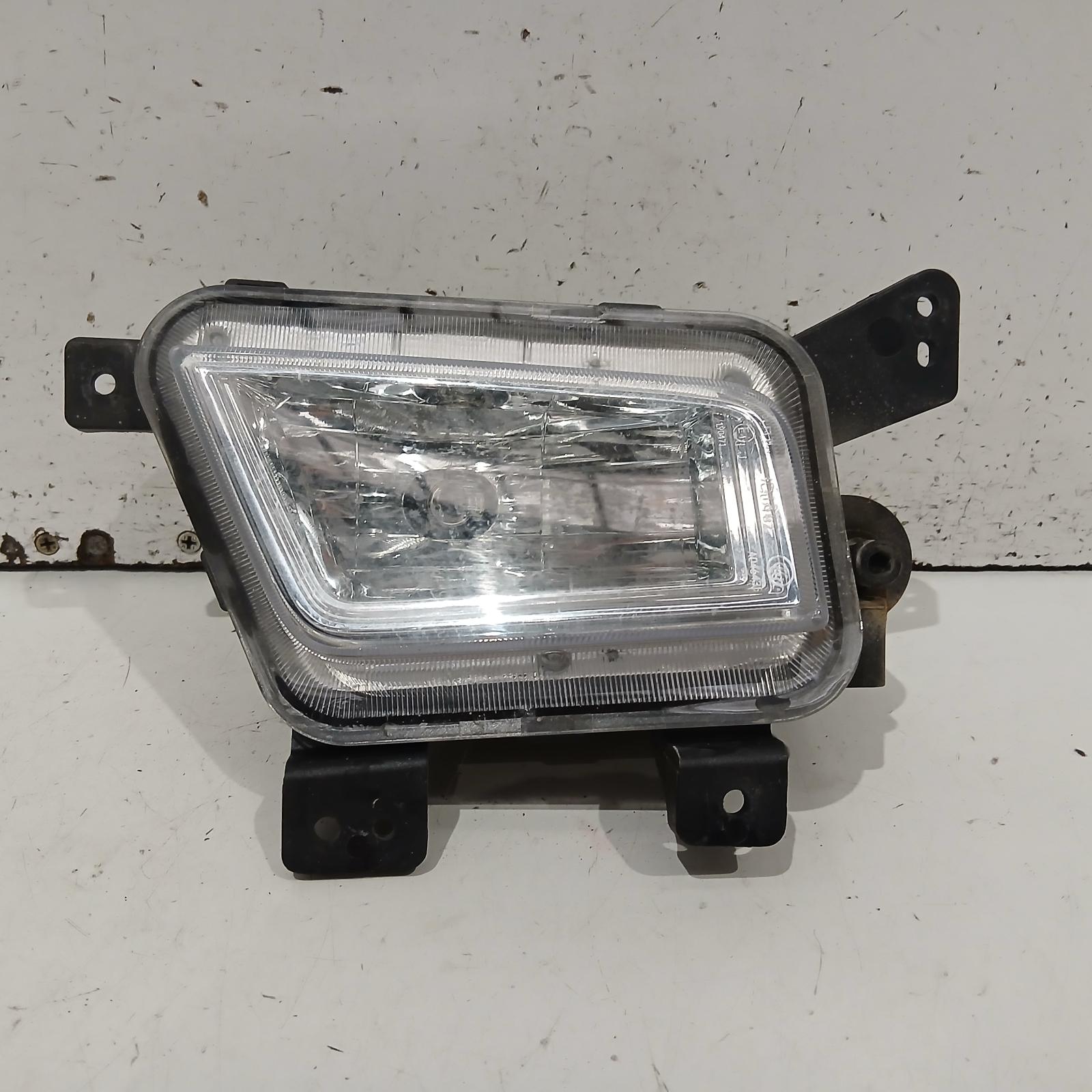 View Auto part Right Indicator/Fog/Side Ldv D90 2019