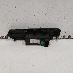 View Auto part Pwr Dr Wind Switch Ldv D90 2019
