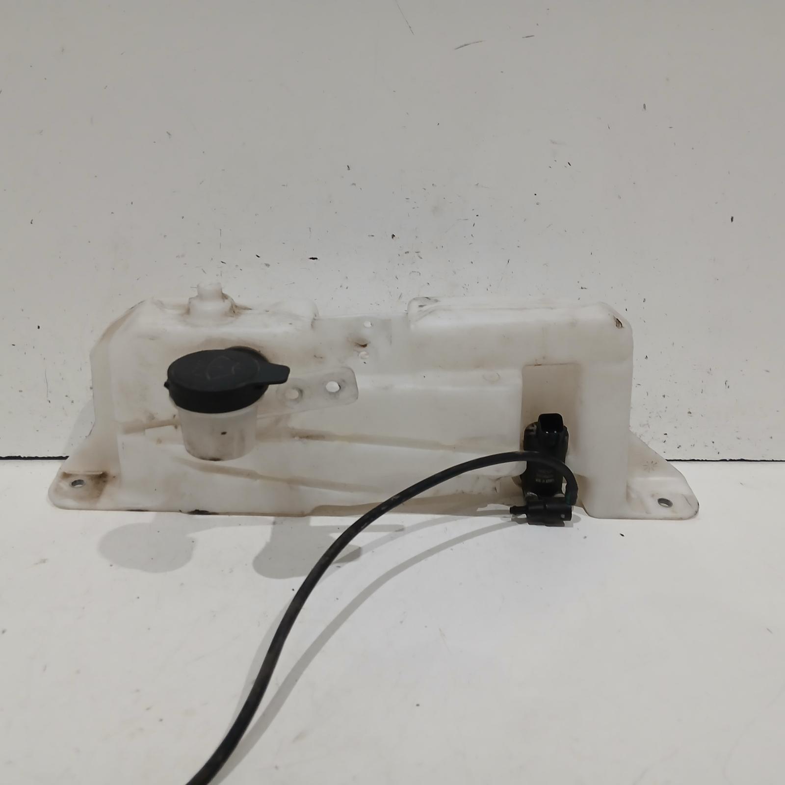 2019 Ldv D90 Washer Bottle View Auto part Washer Bottle Ldv D90 2019