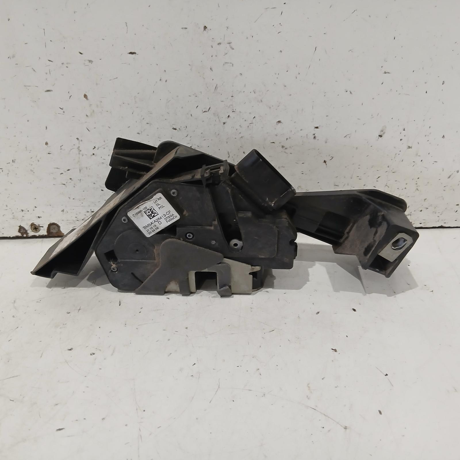 View Auto part Door/Boot/Gate Lock Ford Mondeo 2015