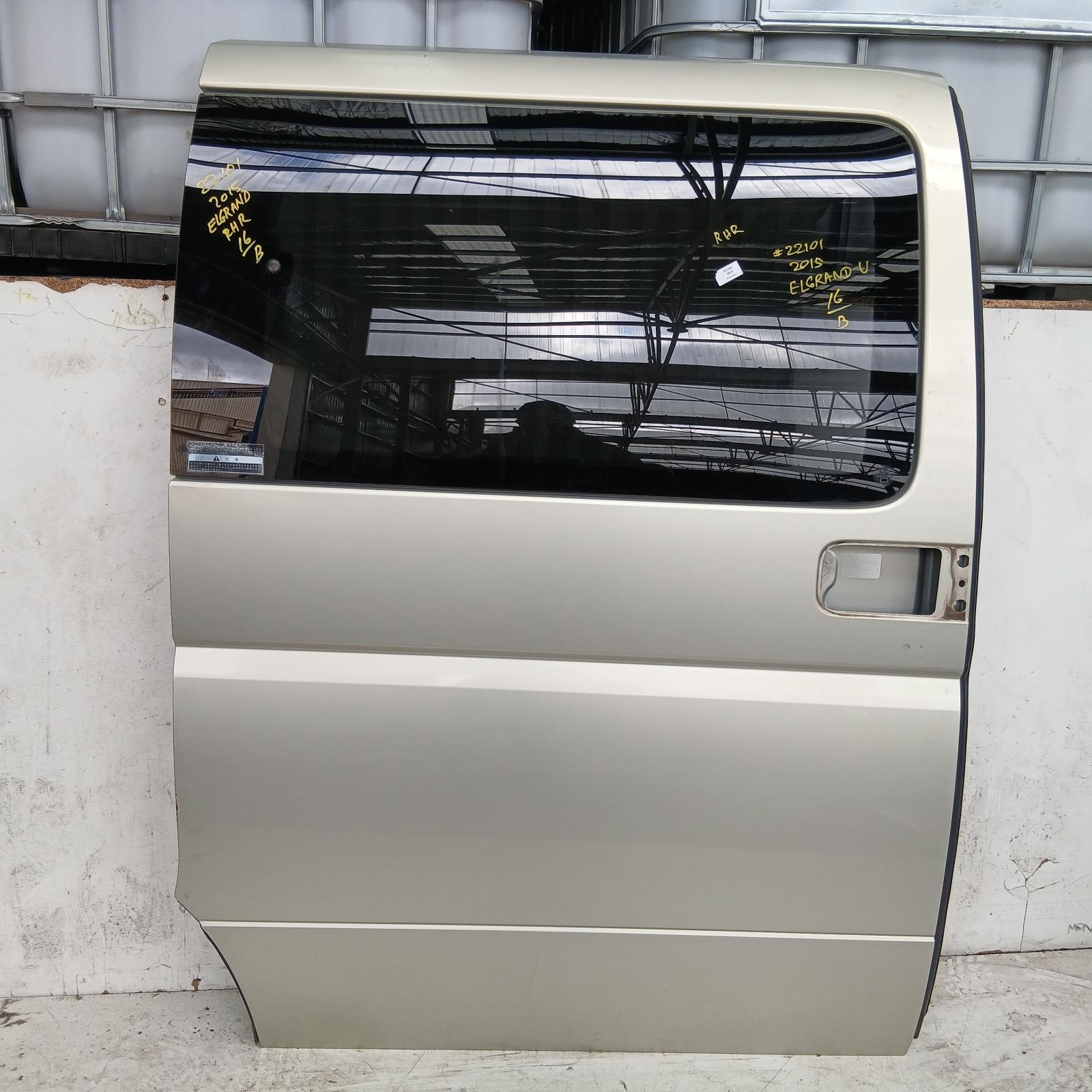 View Auto part Right Rear Door Sliding Nissan Elgrand 2007