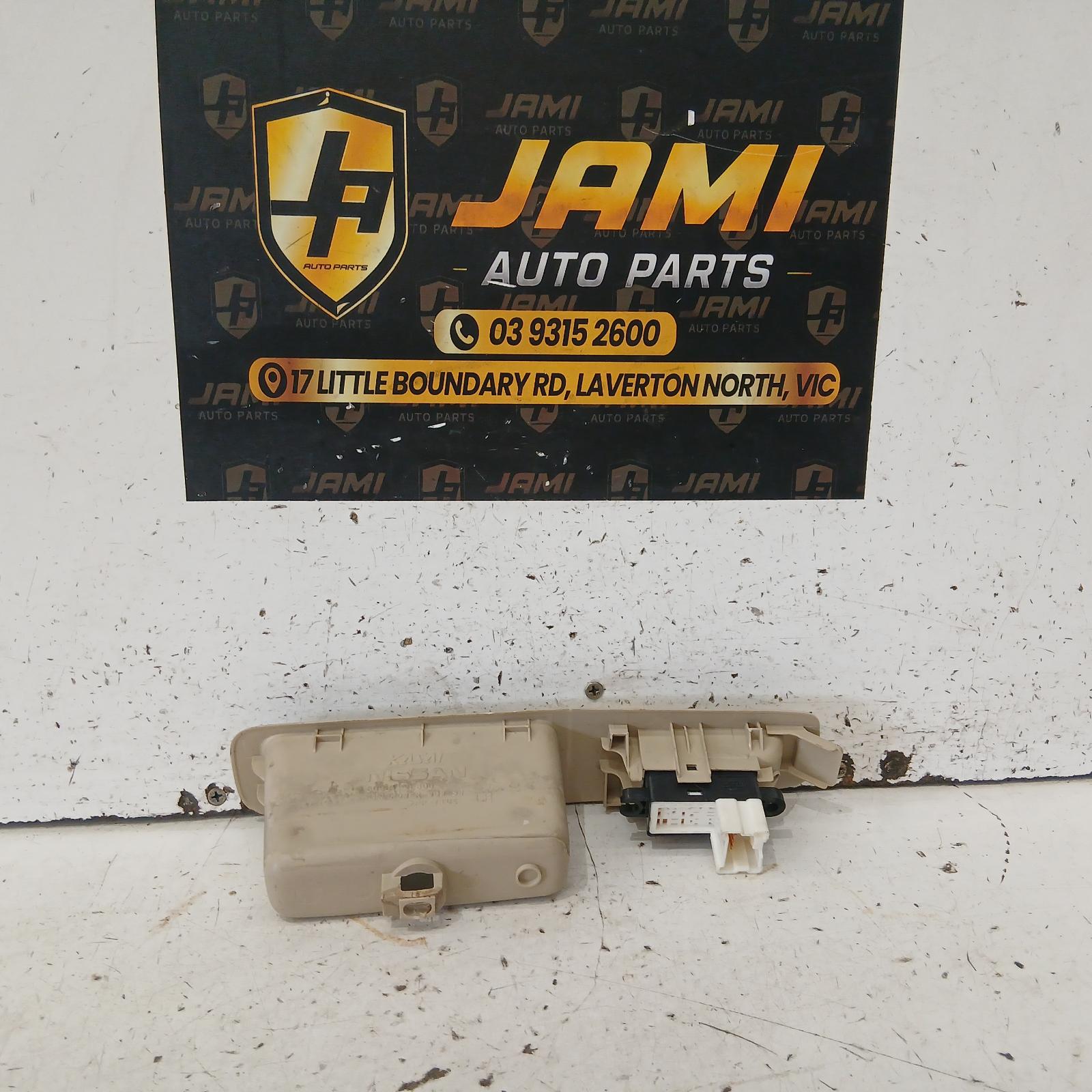 View Auto part Pwr Dr Wind Switch Nissan Elgrand 2007
