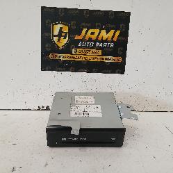 View Auto part Radio/Cd/Dvd/Sat/Tv Nissan Elgrand 2007