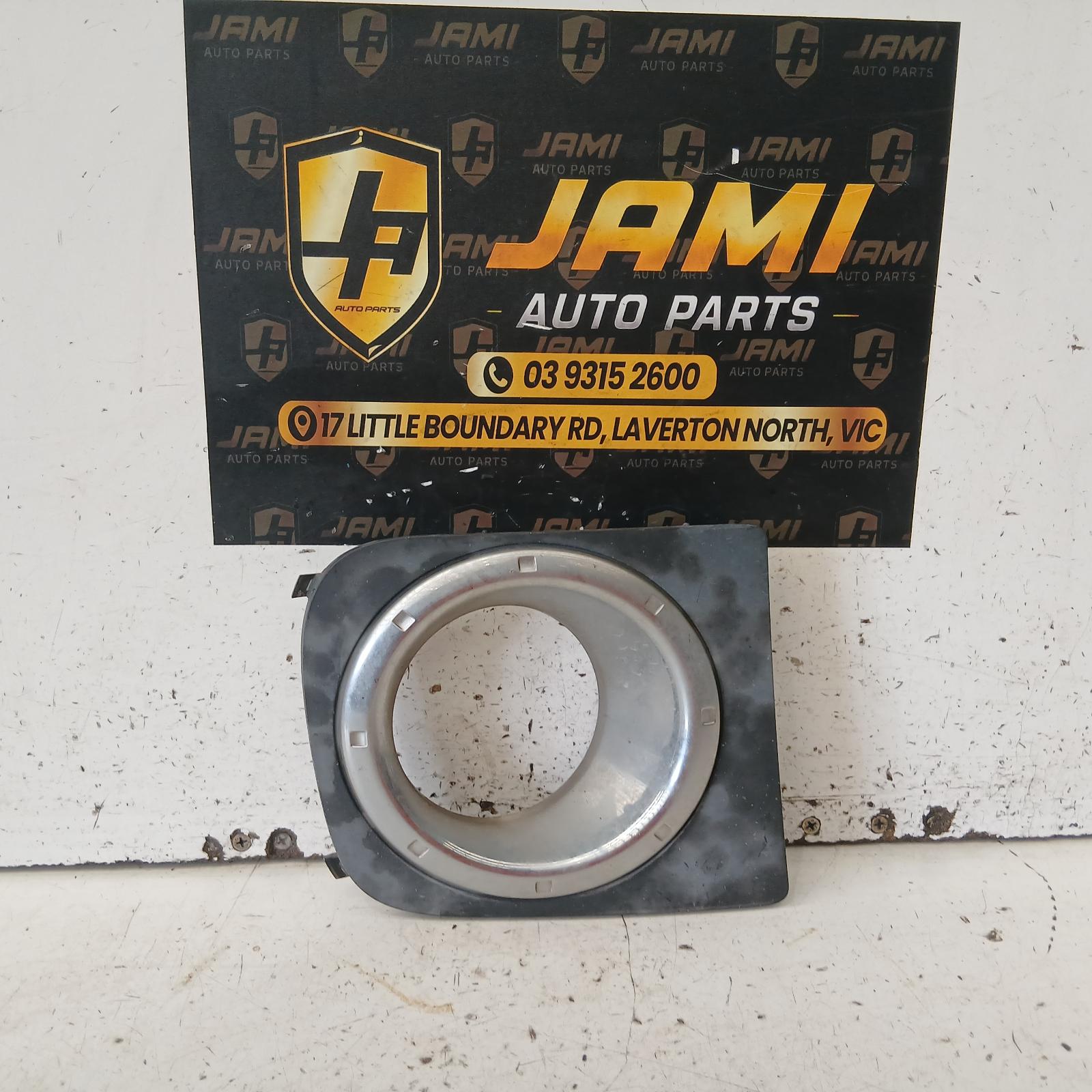 2007 Nissan Elgrand Right Indicator/Fog/Side View Auto part Right Indicator/Fog/Side Nissan Elgrand 2007