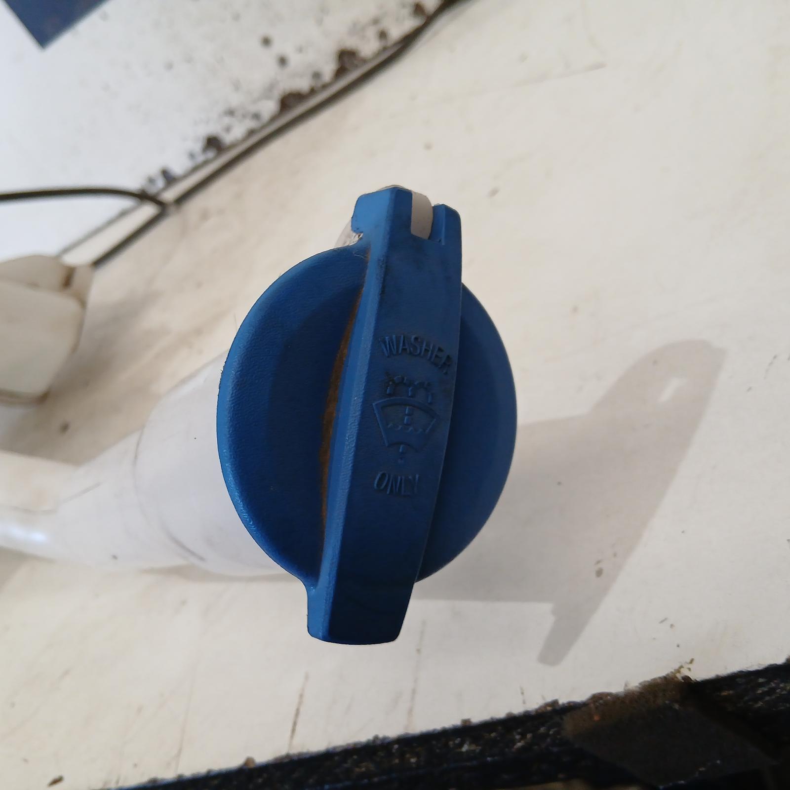 View Auto part Washer Bottle Kia Sportage 2023