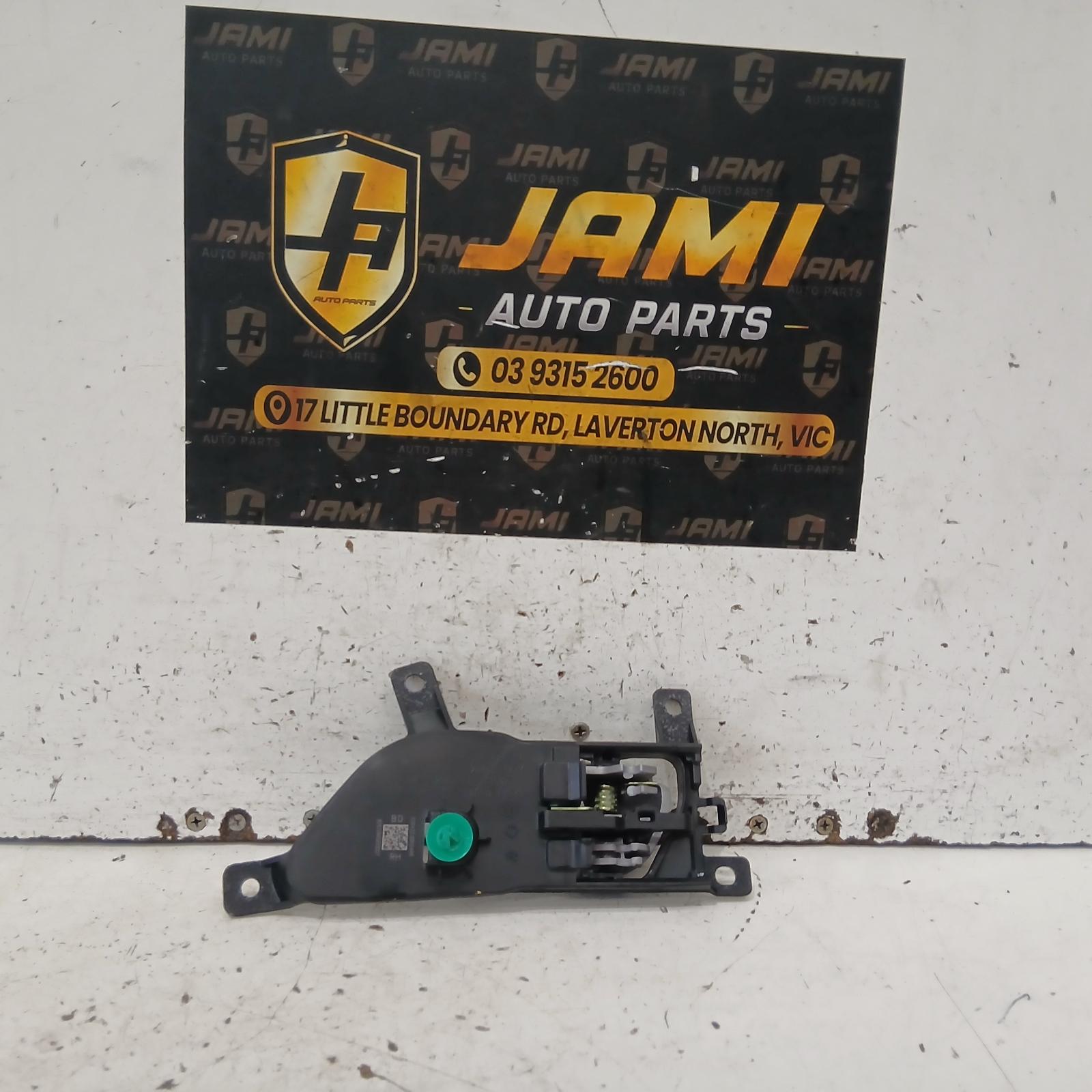 View Auto part Door Handle Kia Cerato 2022