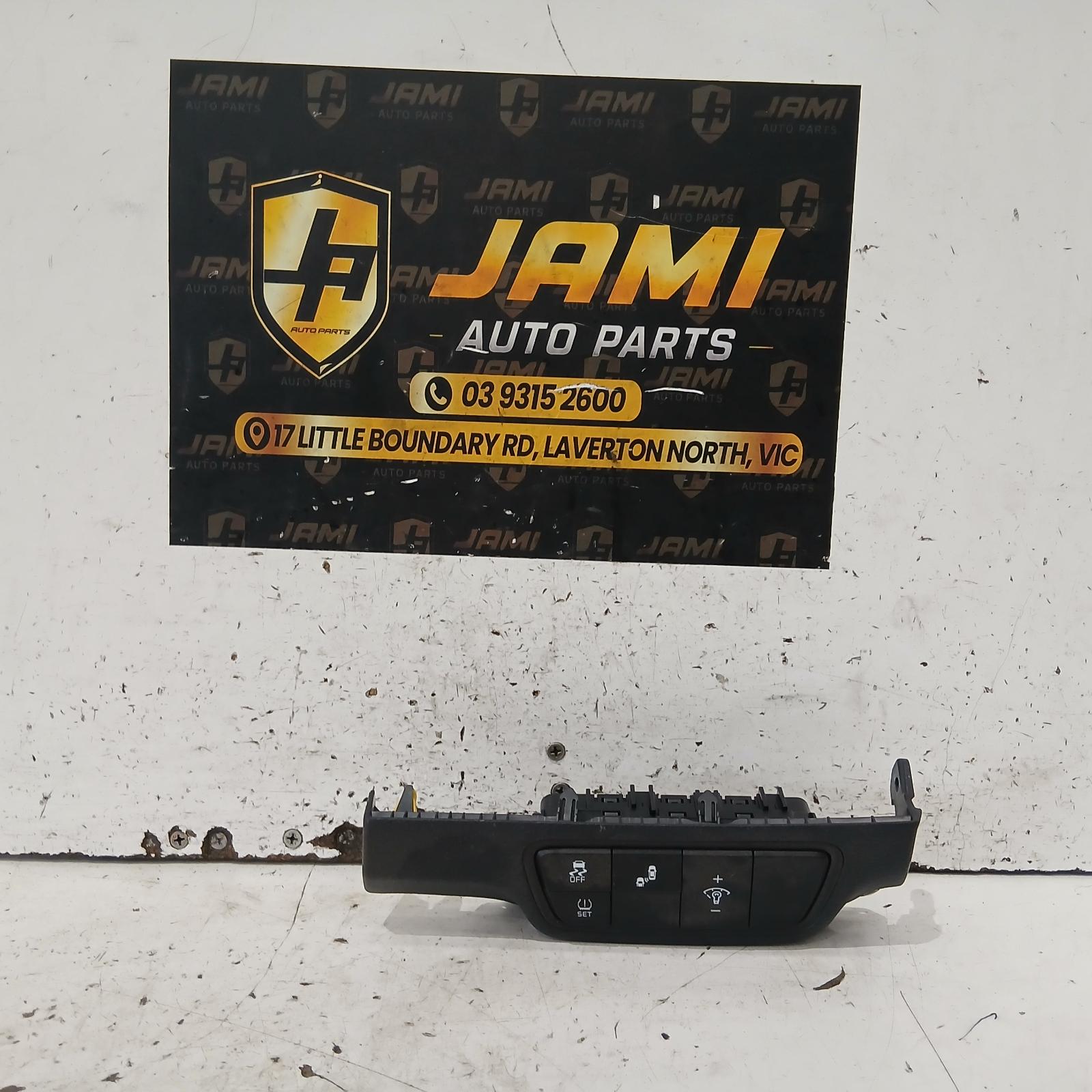View Auto part Misc Switch/Relay Kia Cerato 2022