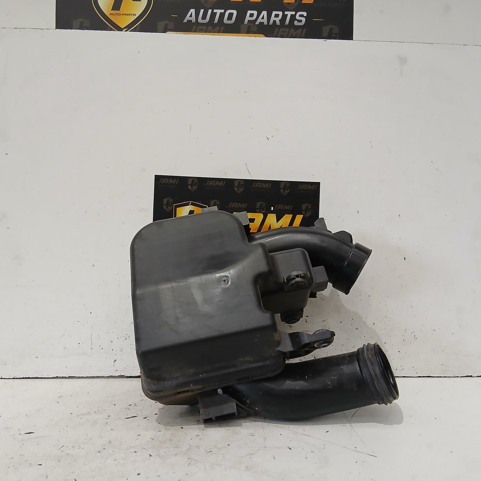 View Auto part Air Cleaner/Box Kia Cerato 2022