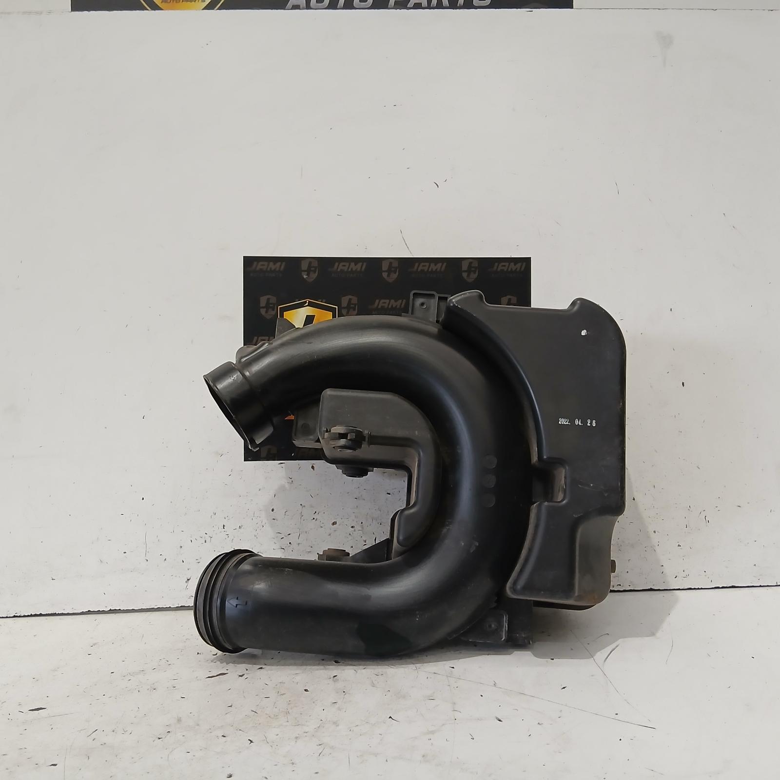 View Auto part Air Cleaner/Box Kia Cerato 2022
