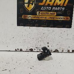 View Auto part Pwr Dr Wind Switch Kia Cerato 2022