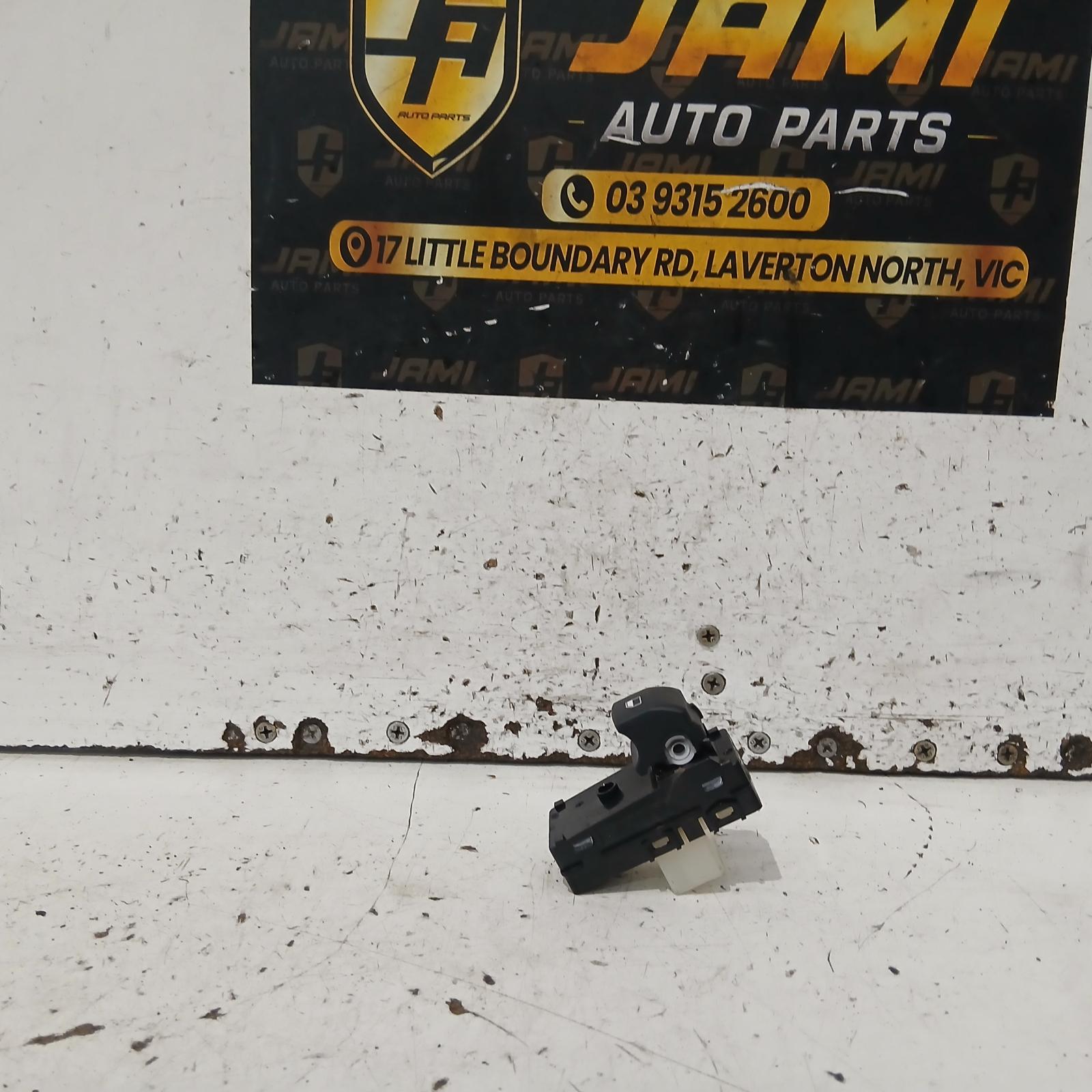 View Auto part Pwr Dr Wind Switch Kia Cerato 2022