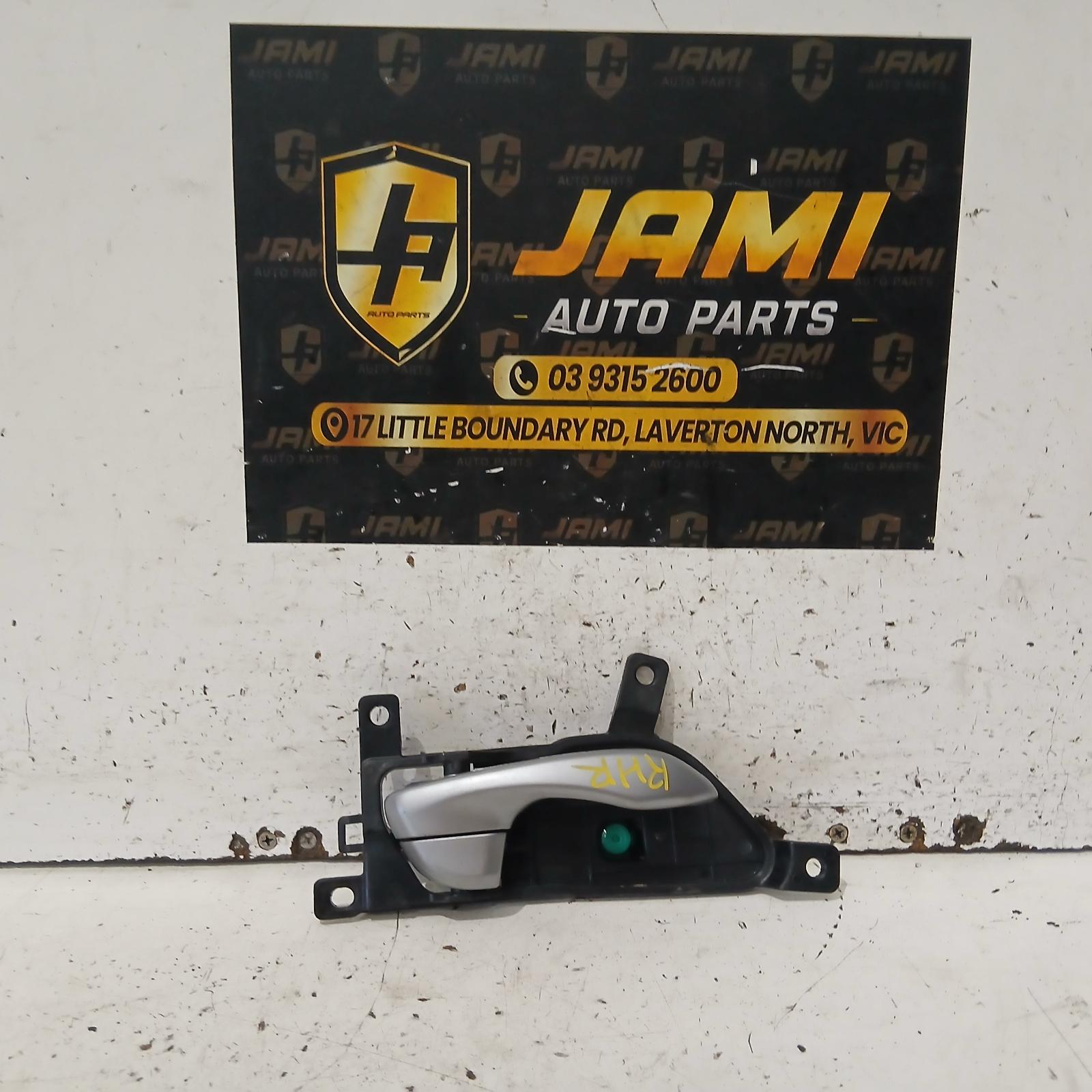 View Auto part Door Handle Kia Cerato 2022