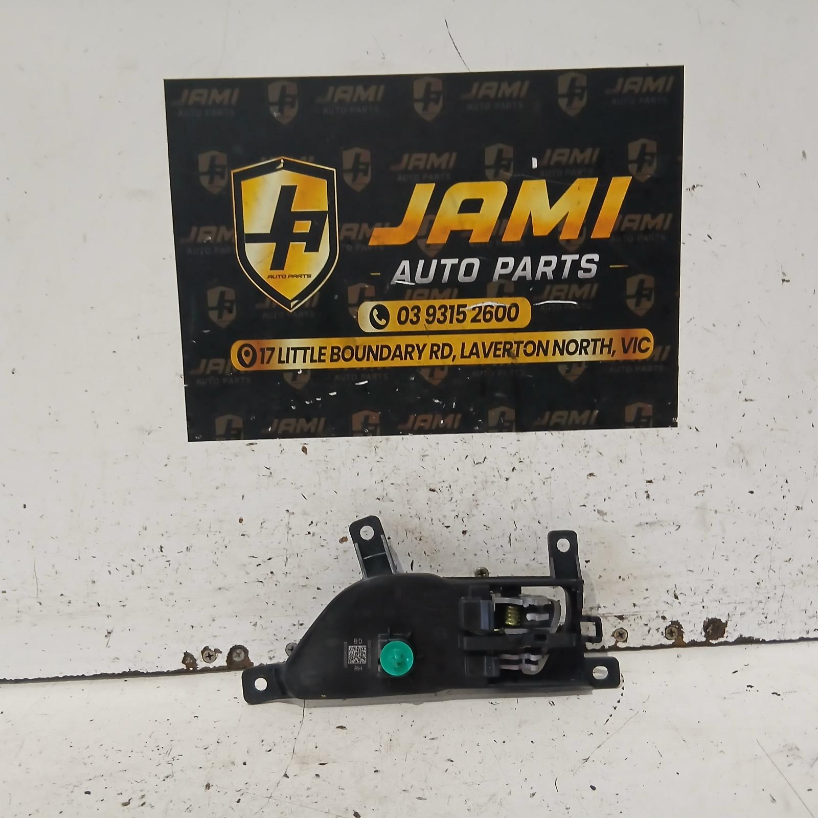 View Auto part Door Handle Kia Cerato 2022