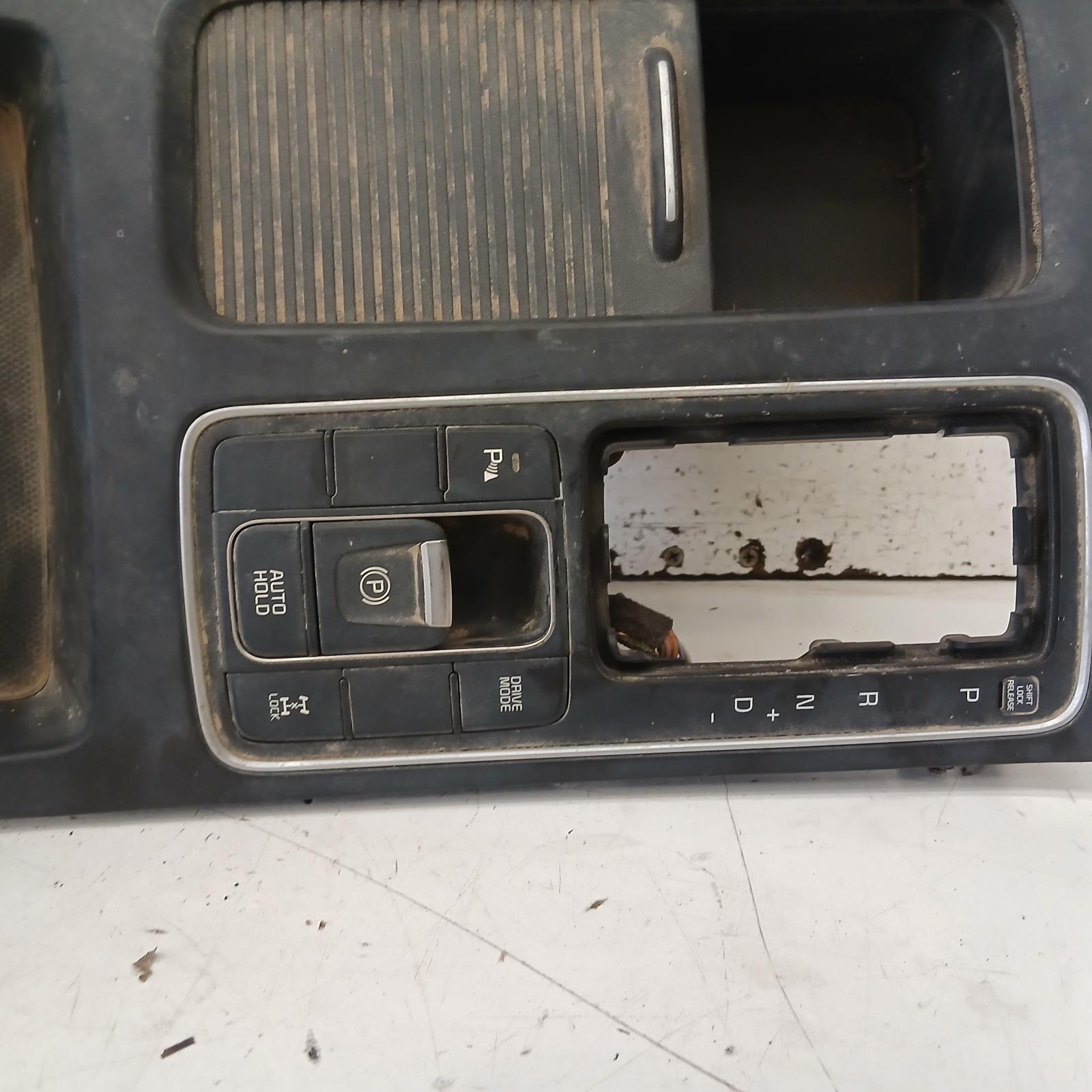 2019 Kia Sorento Combination Switch View Auto part Combination Switch Kia Sorento 2019