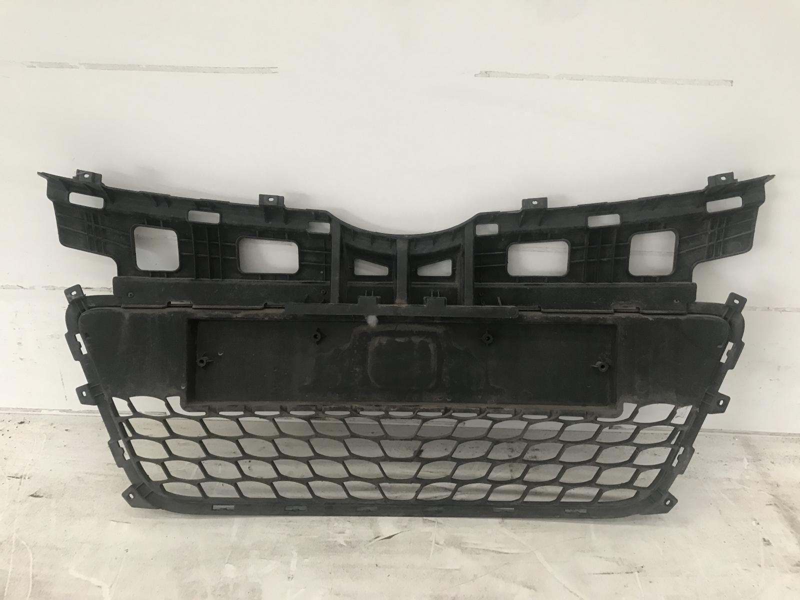 View Auto part Grille Hyundai I30 2010