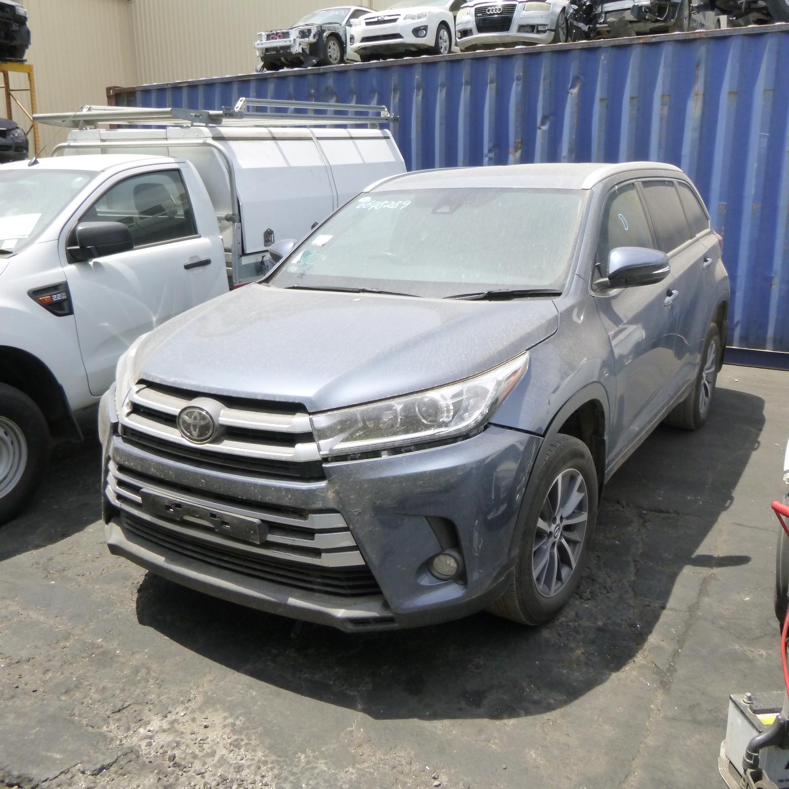 View Auto part Headrest Toyota Kluger 2018