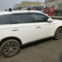 View Auto part A/C Condenser Mitsubishi Outlander 2015