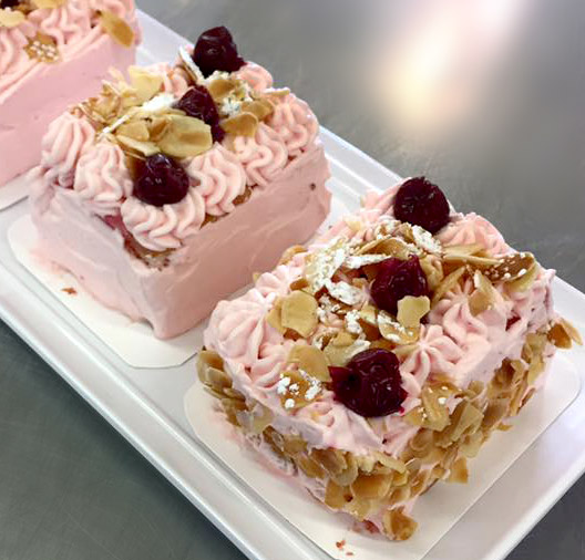 Johnny Baker Drive through pastries and coffee in Castlemaine