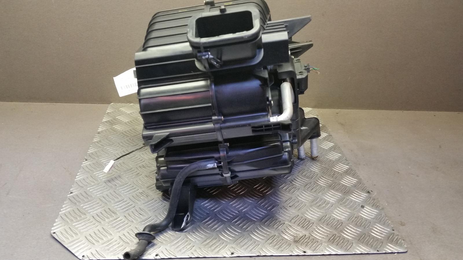 View Auto part Heater Core/Box Kia Rio 2006