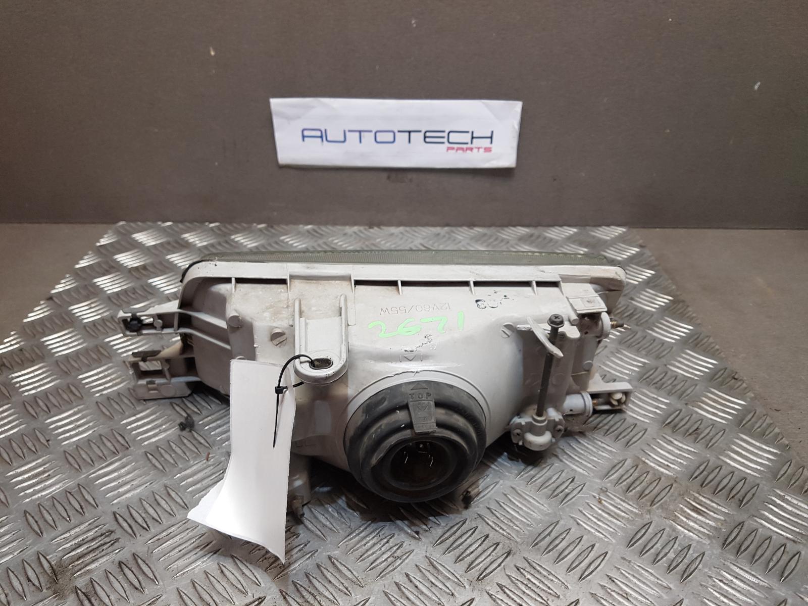 View Auto part Right Headlamp Toyota Corolla 1990