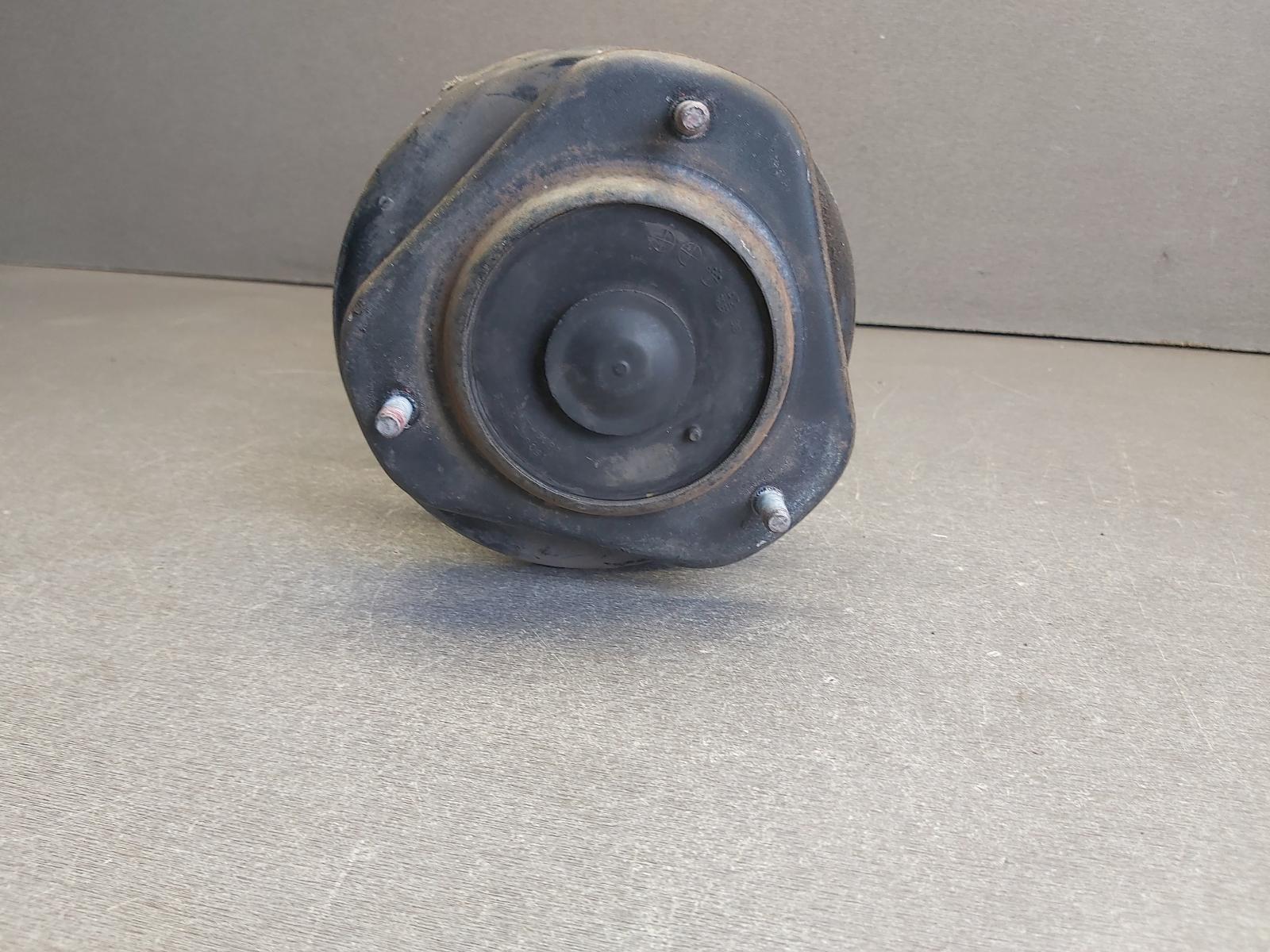 View Auto part Left Front Strut Toyota Corolla 1990