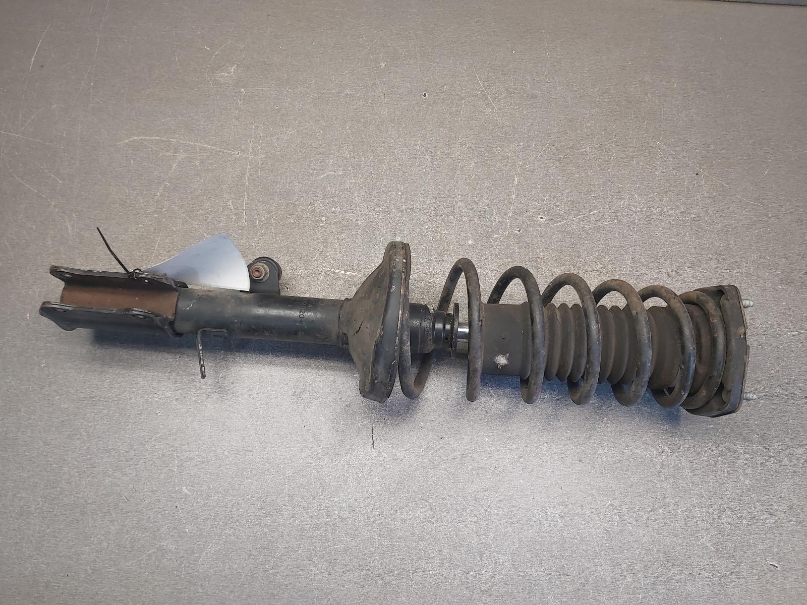 1990 Toyota Corolla Left Rear Hub Assembly View Auto part Left Rear Hub Assembly Toyota Corolla 1990