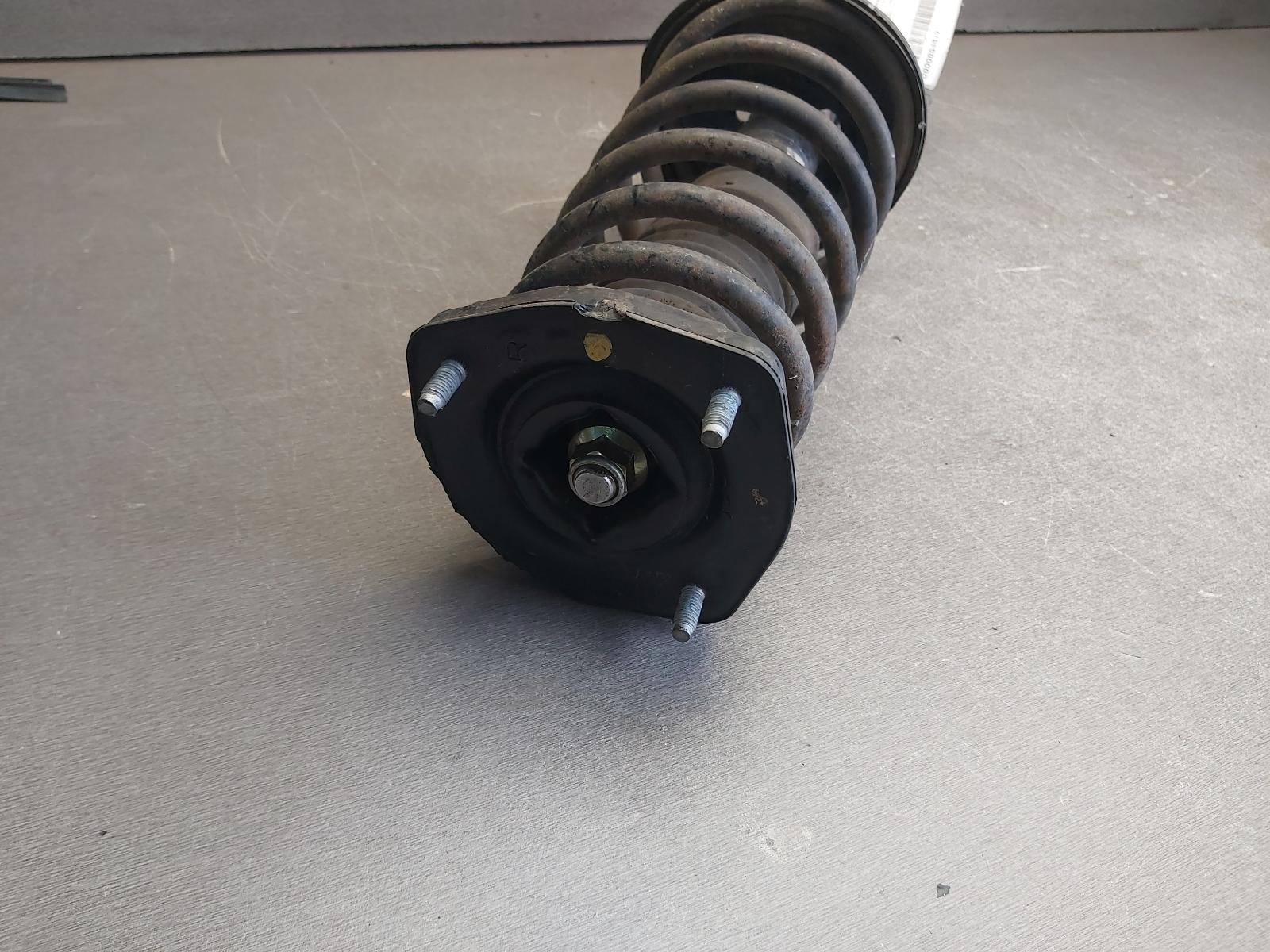 1990 Toyota Corolla Left Rear Hub Assembly View Auto part Left Rear Hub Assembly Toyota Corolla 1990