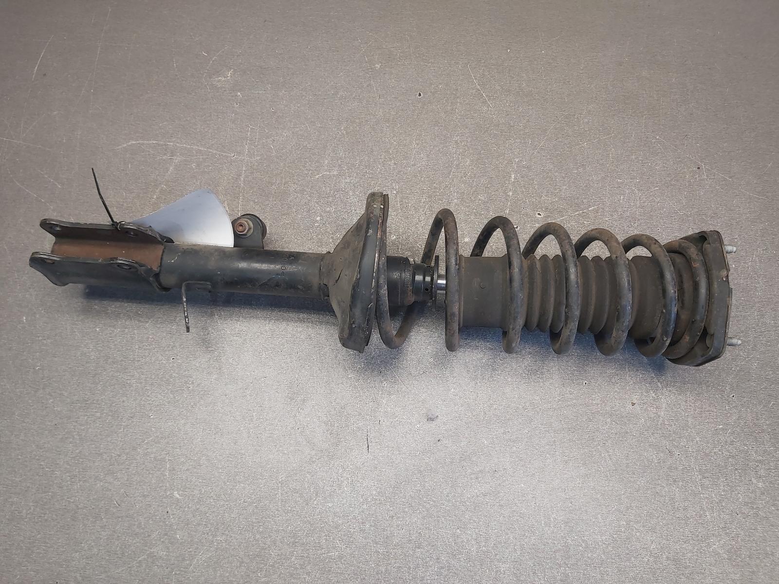 1990 Toyota Corolla Left Rear Hub Assembly View Auto part Left Rear Hub Assembly Toyota Corolla 1990