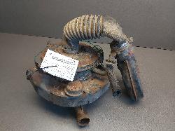 View Auto part Air Cleaner/Box Mitsubishi L300 1983