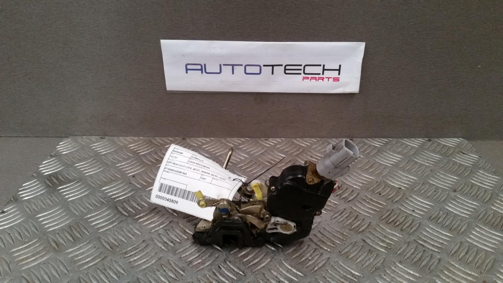 View Auto part Door/Boot/Gate Lock Toyota Corolla 1997