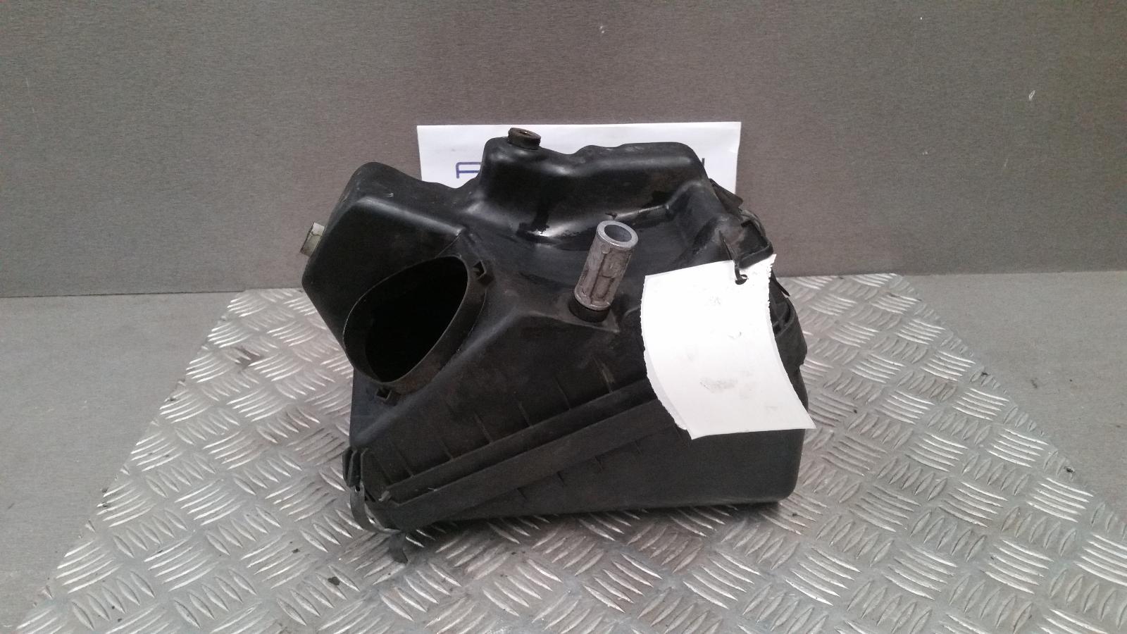 View Auto part Air Cleaner/Box Toyota Corolla 1997