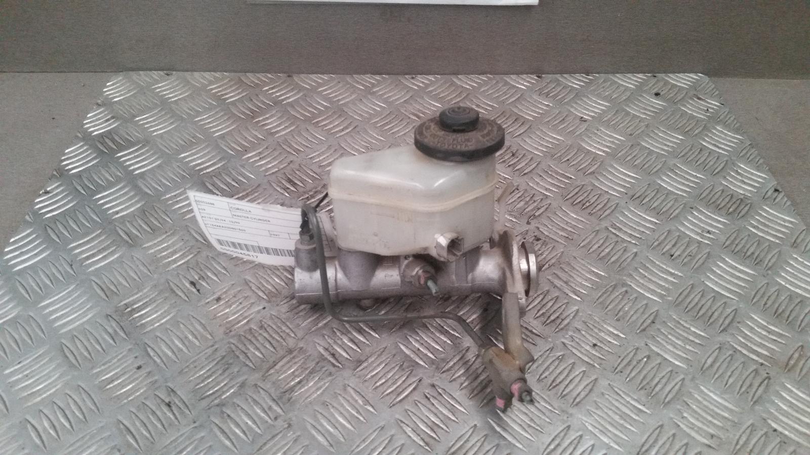 View Auto part Master Cylinder Toyota Corolla 1997