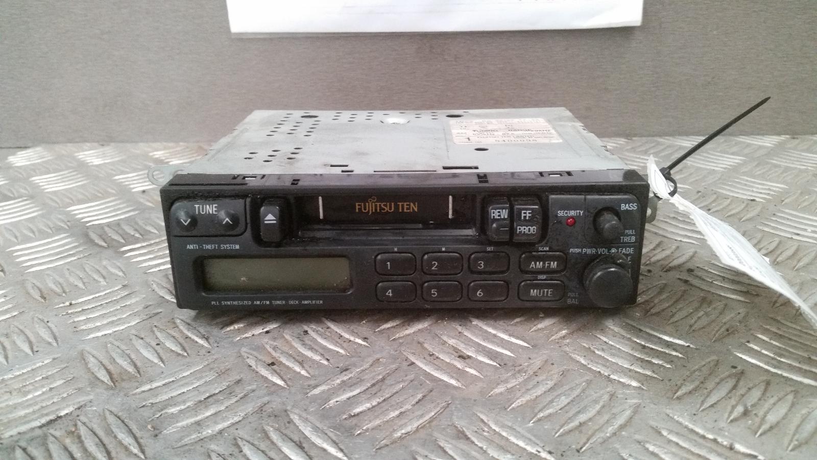 View Auto part Radio/Cd/Dvd/Sat/Tv Toyota Corolla 1997