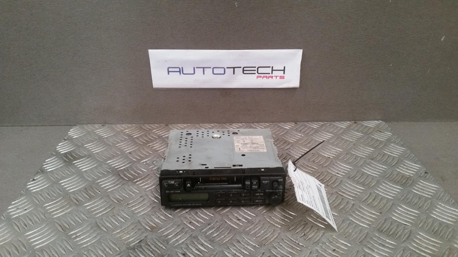 View Auto part Radio/Cd/Dvd/Sat/Tv Toyota Corolla 1997