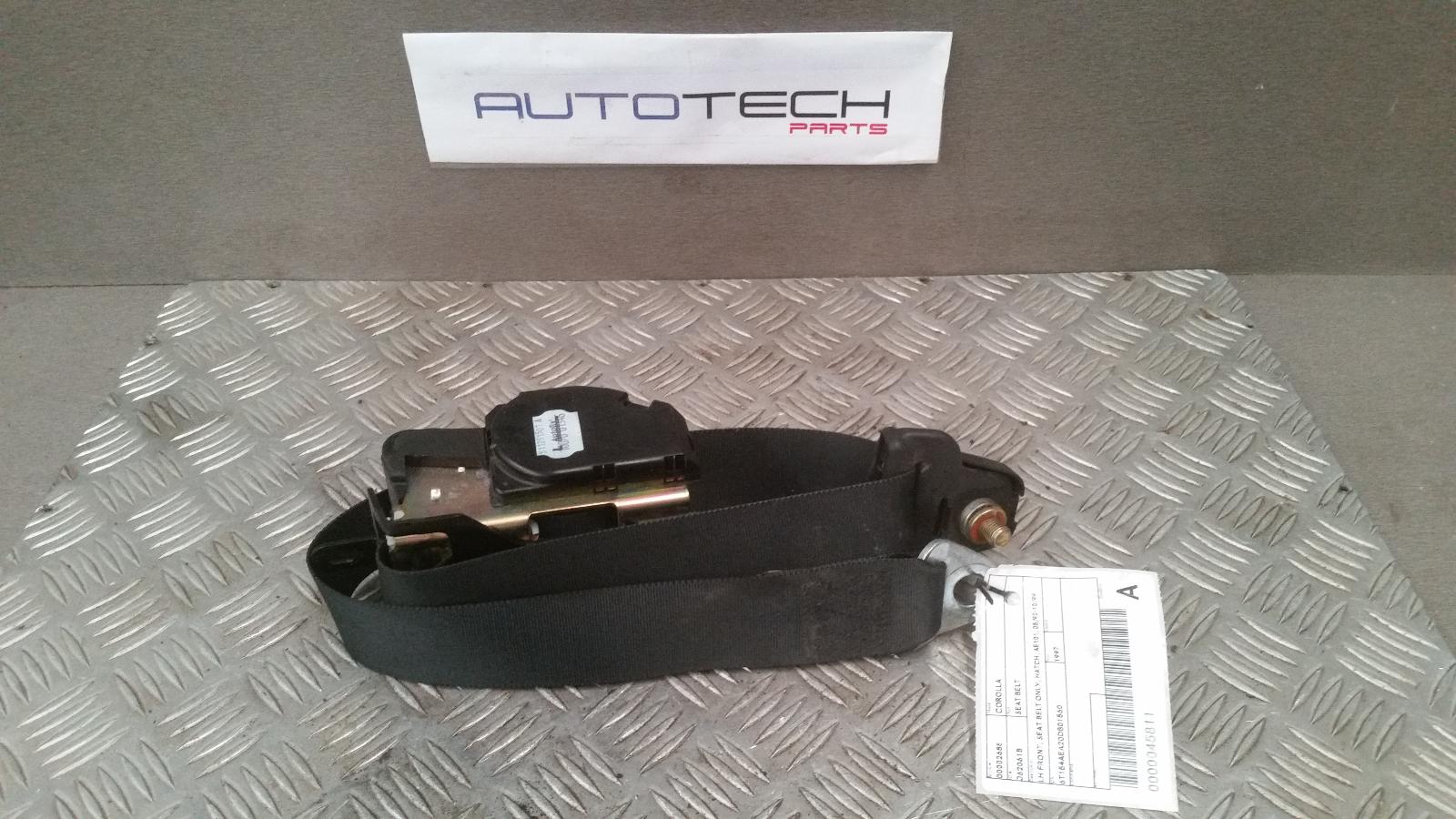 View Auto part Seatbelt/Stalk Toyota Corolla 1997