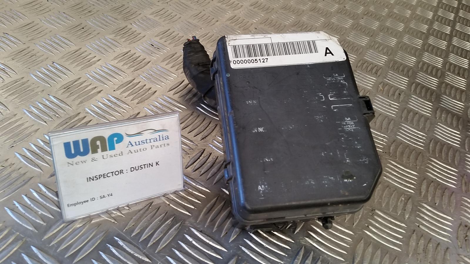 View Auto part Fuse Box Toyota Mr2 1997