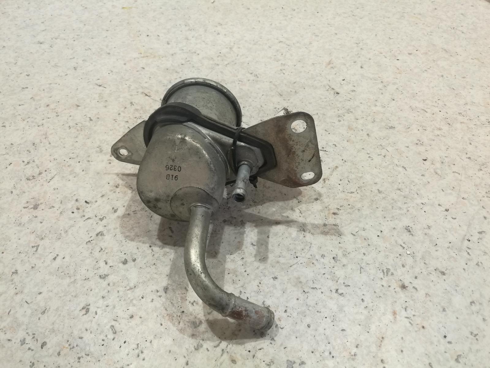 1997 Toyota Mr2 P/S Reservoir View Auto part P/S Reservoir Toyota Mr2 1997