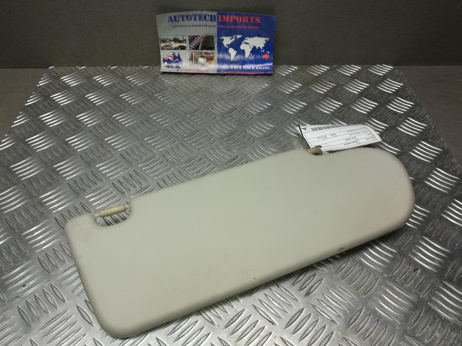 1999 Land Rover Freelander Sunvisor View Auto part Sunvisor Land Rover Freelander 1999