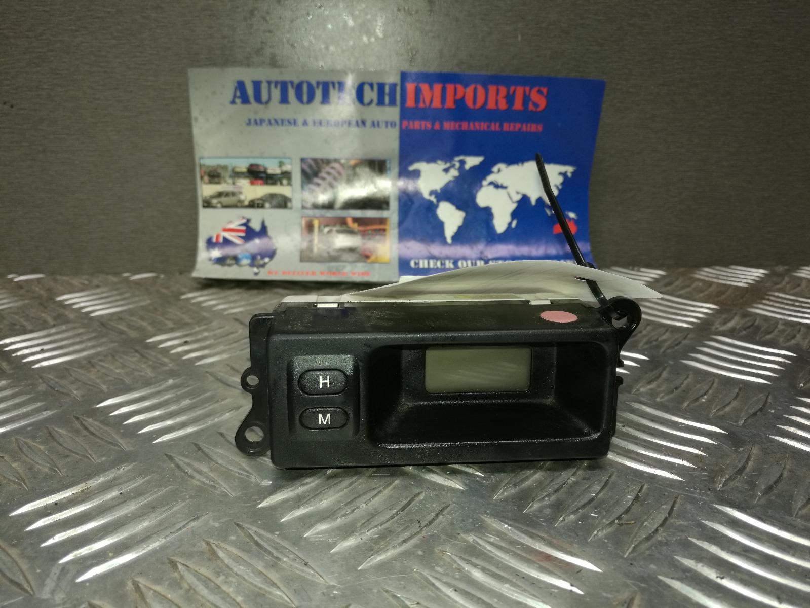 1999 Land Rover Freelander Clock View Auto part Clock Land Rover Freelander 1999